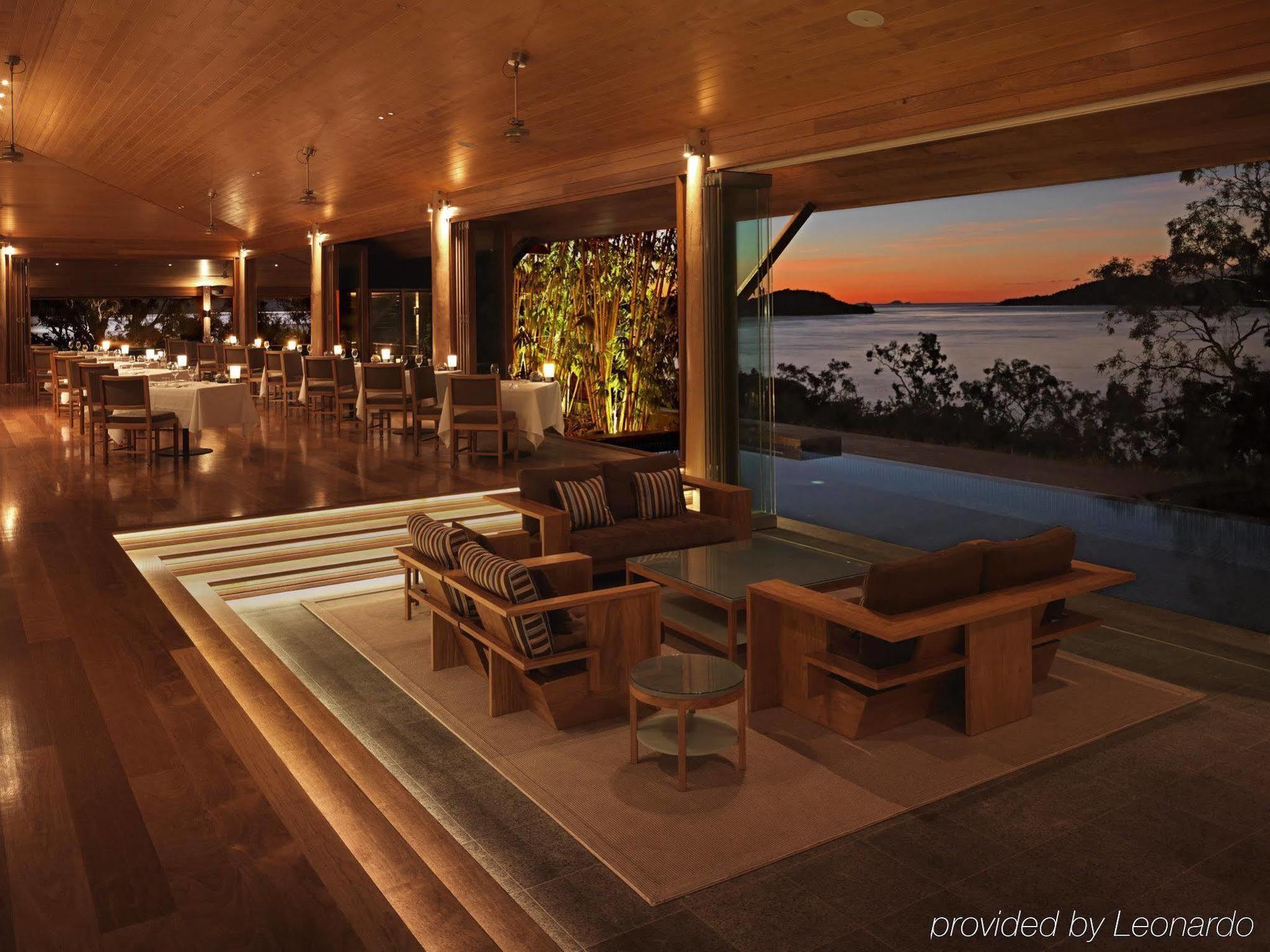 Hotel Qualia Isla Hamilton Restaurante foto